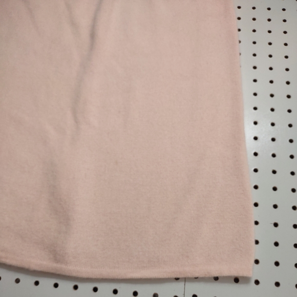 Vintage Light Pink Cashmere Midi Skirt, Size Small - Picture 3 of 7